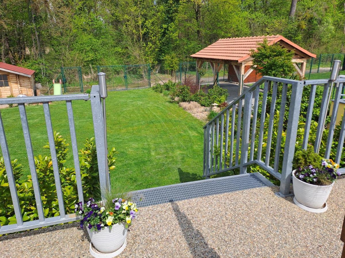 Apartmány U Zámečku Hlohovec Exteriér fotografie