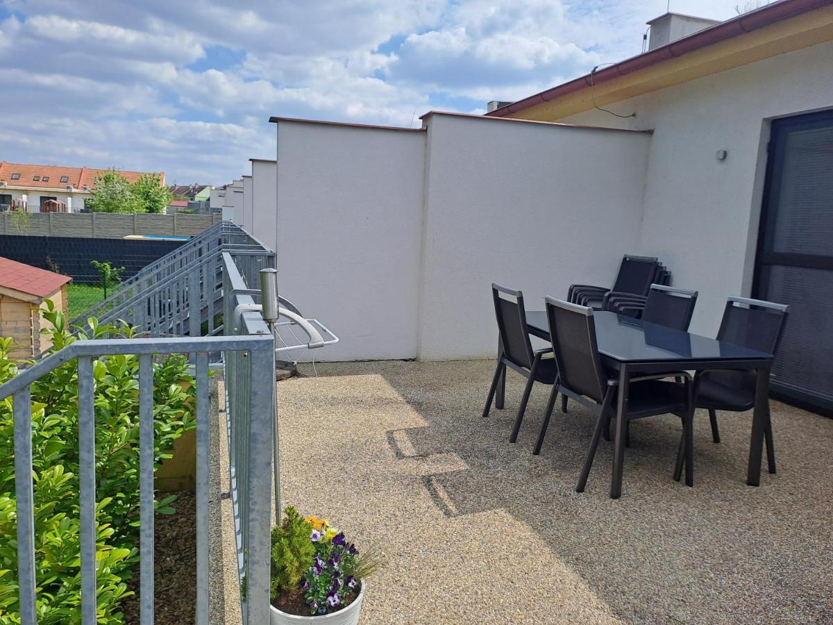 Apartmány U Zámečku Hlohovec Exteriér fotografie