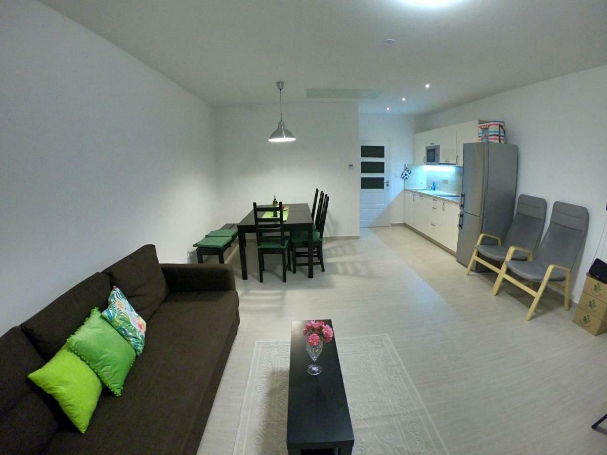 Apartmány U Zámečku Hlohovec Exteriér fotografie